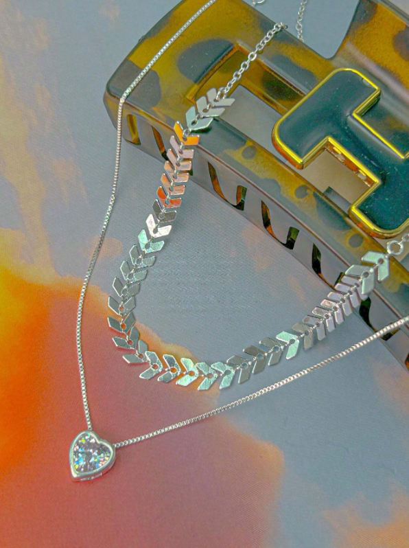 Colar Escama de peixe + Colar Ponto de Luz Banhado a Prata/Ouro 18K