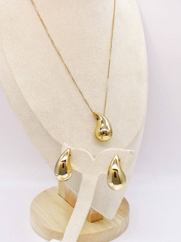 Conjunto Lágrima Colar e par de Brincos