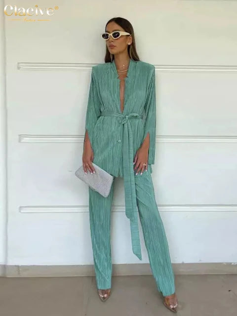 Clacive Luxe Ensemble - Montzel Collection
