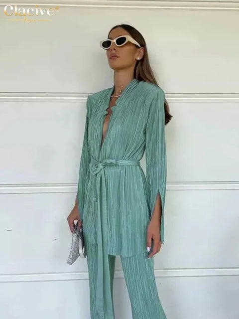 Clacive Luxe Ensemble - Montzel Collection