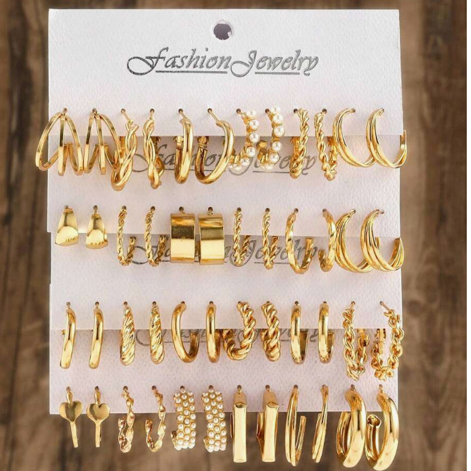 Conjunto Com 24 Pares De Brincos Fashionable - Montzel Collection