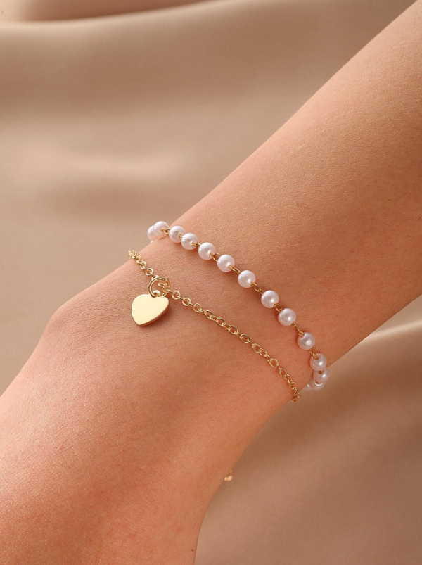 Pulseira De Charme Com Coração Decorado Com Pérolas
