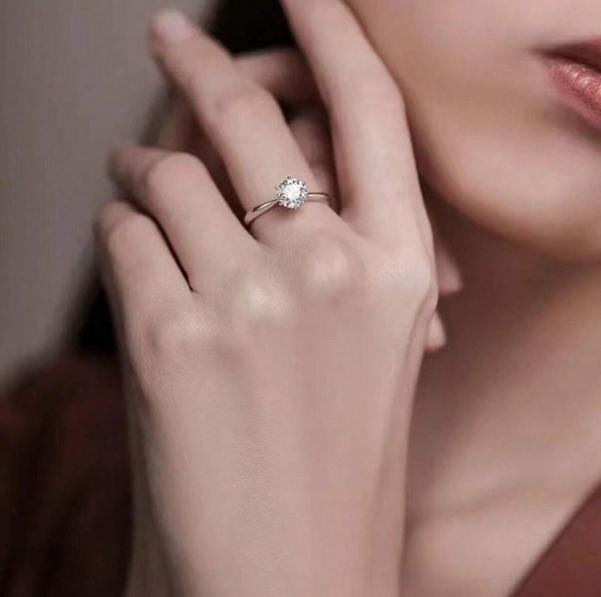 Aliança Feminina em Prata 925 de Aço Inoxidável com Pedra de Zircônio 316L