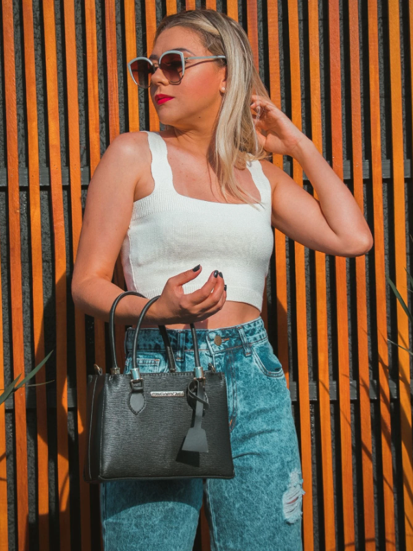 Bolsa Manuela Marques