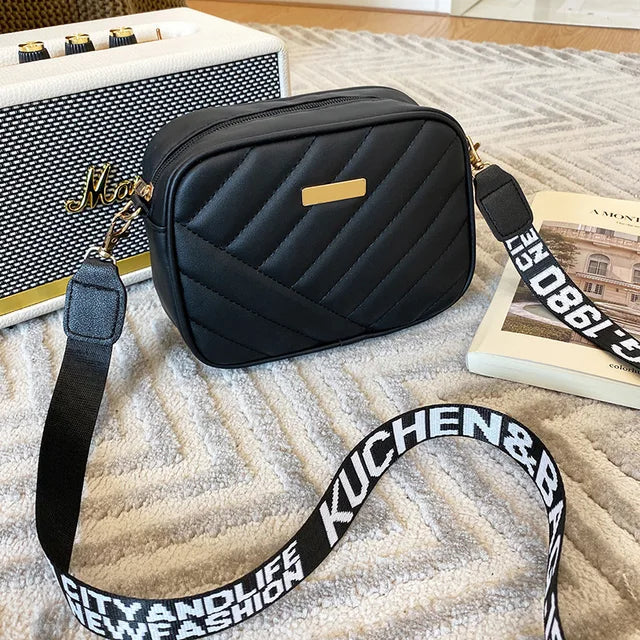 Bolsa Vintage Lingge Bordada - Montzel Collection 