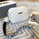 Bolsa Vintage Lingge Bordada - Montzel Collection 