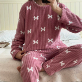 Pijama Fluffy Bow