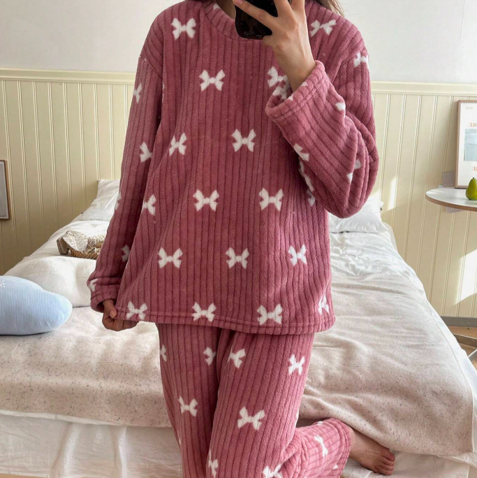 Pijama Fluffy Bow